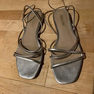 Massimo Dutti leather flat sandals